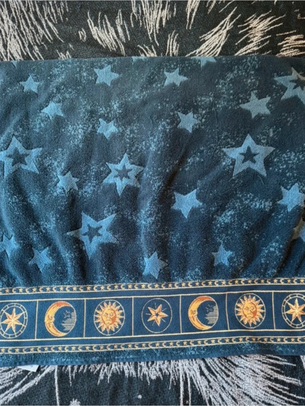 90s Celestial Springmaid Bath Towel & Rag set